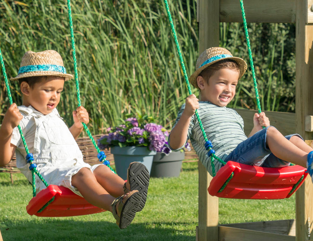 Jungle Resort | Tower playhouse with swings & climbing net